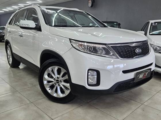 KIA SORENTO 2.4 S.263 4X2 16V GASOLINA 4P AUTOMÁTICO